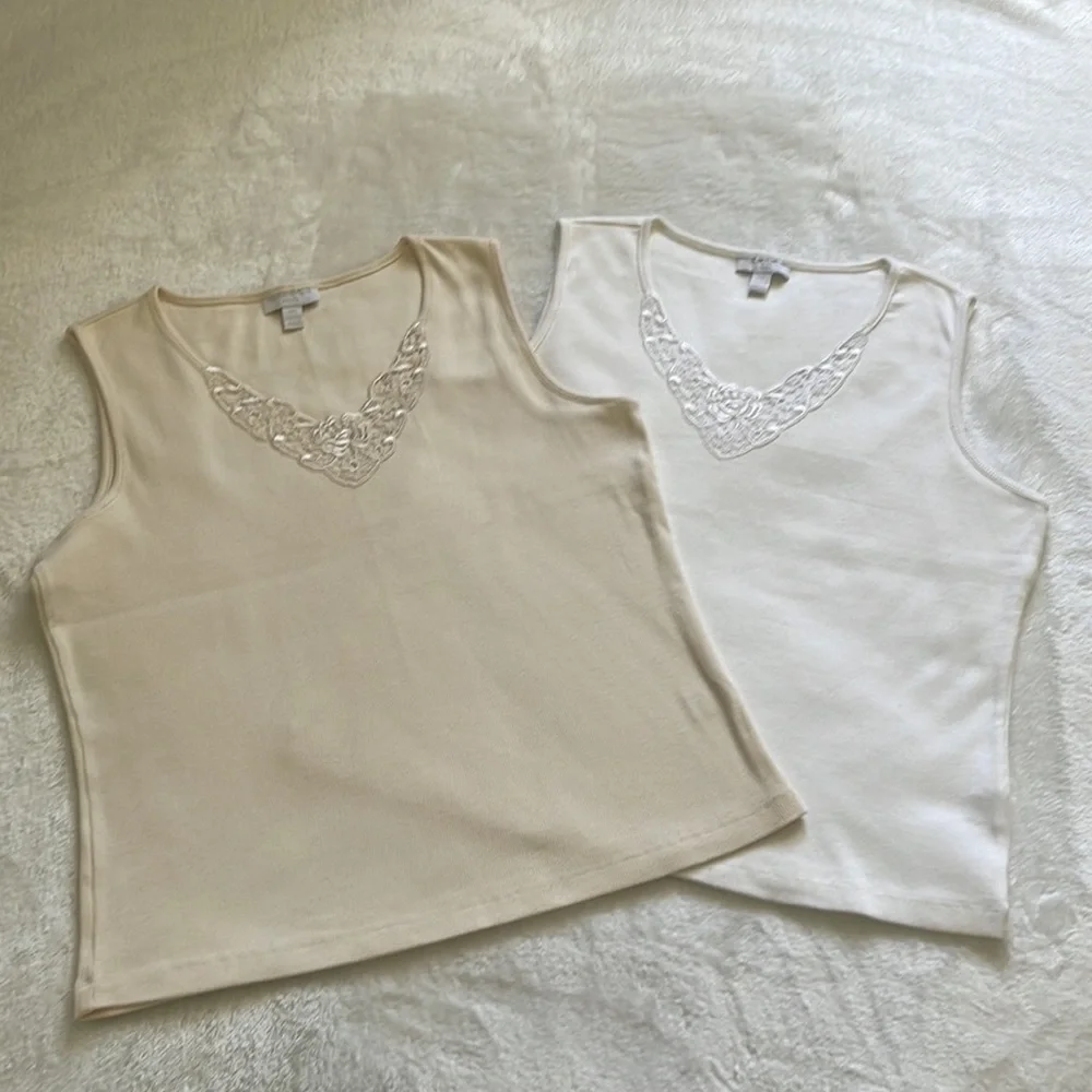 NWOT Two Charter Club Lace appliqué trimmed v-neck ribbed tank tops Petite/Lg - Picture 2 of 8